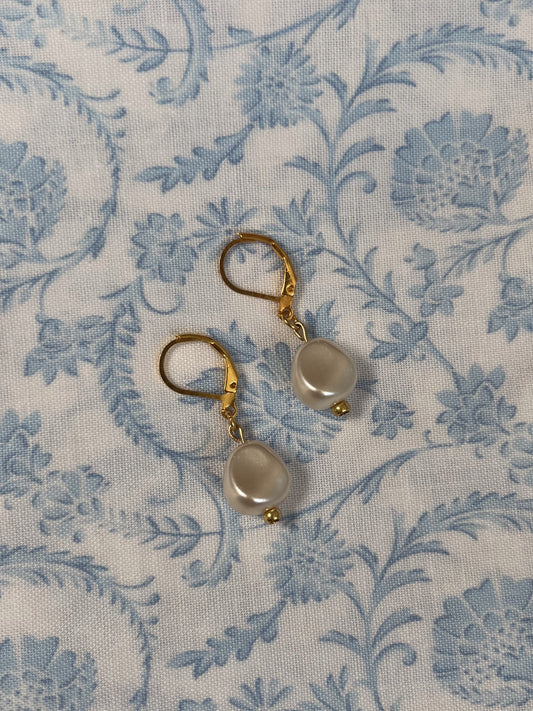 Gold Fresh Water Pearl Hoops